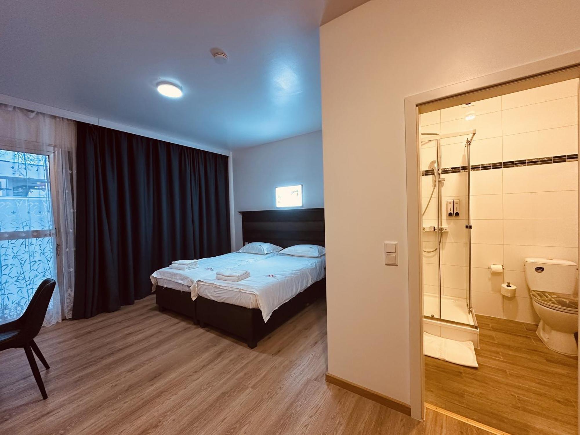 דורמאגן Hotel Destille חדר תמונה