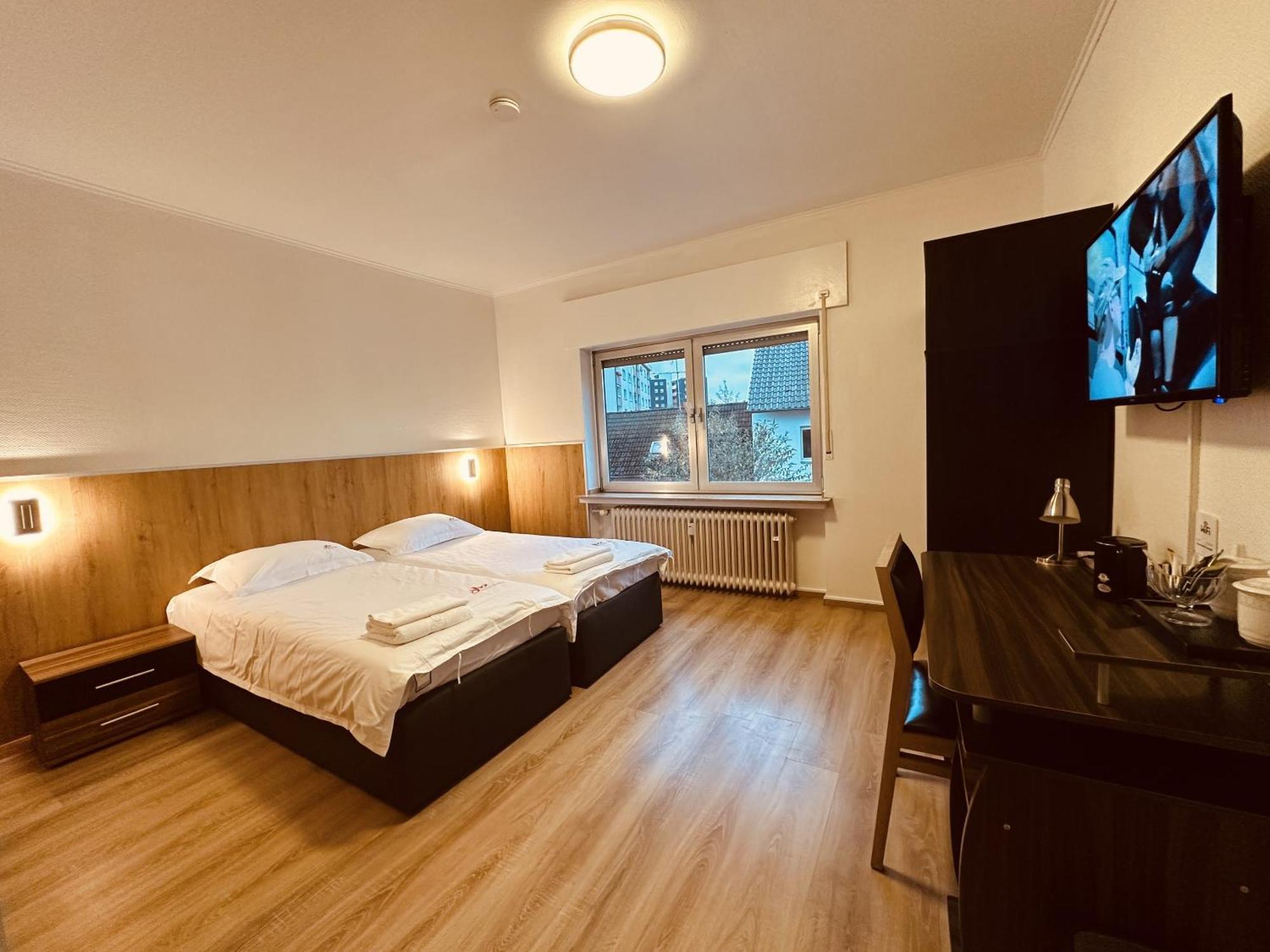 דורמאגן Hotel Destille חדר תמונה