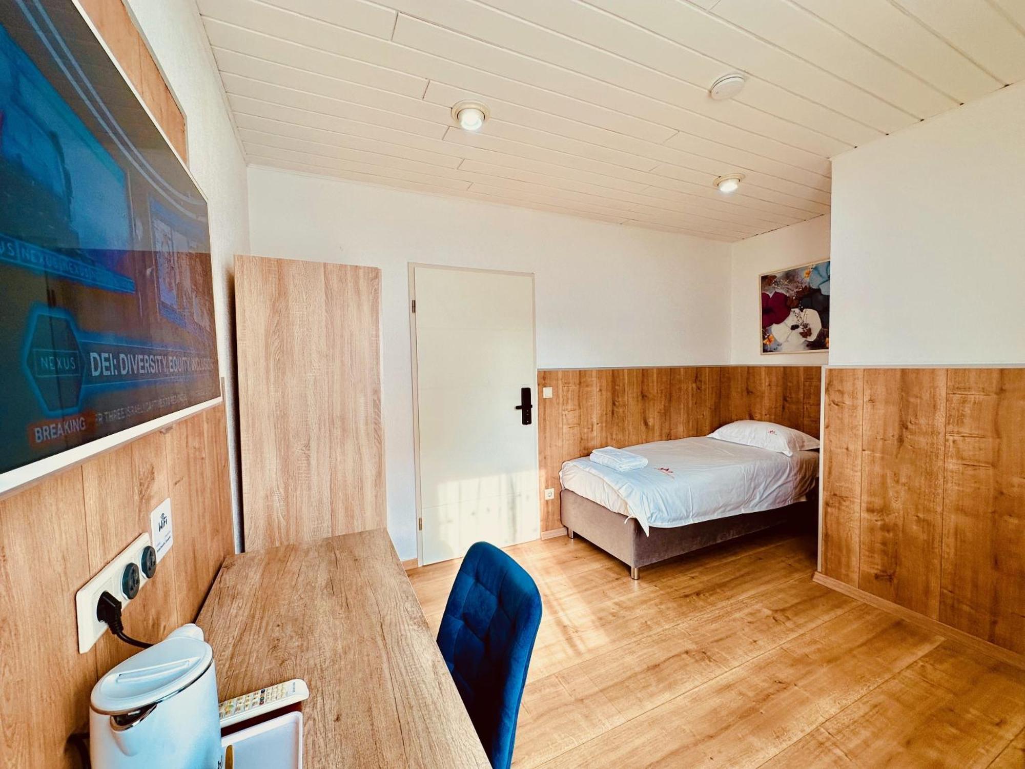 דורמאגן Hotel Destille חדר תמונה