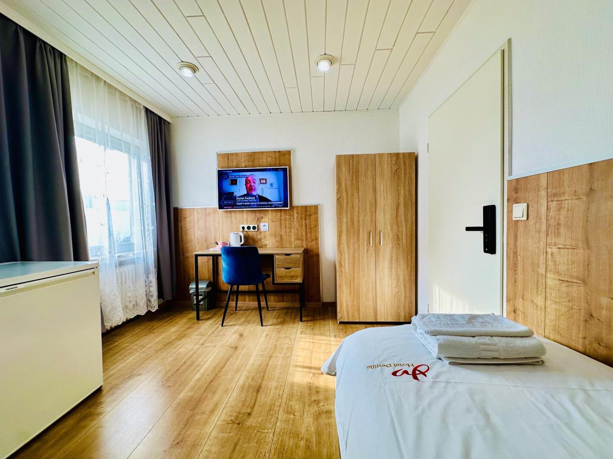 דורמאגן Hotel Destille חדר תמונה